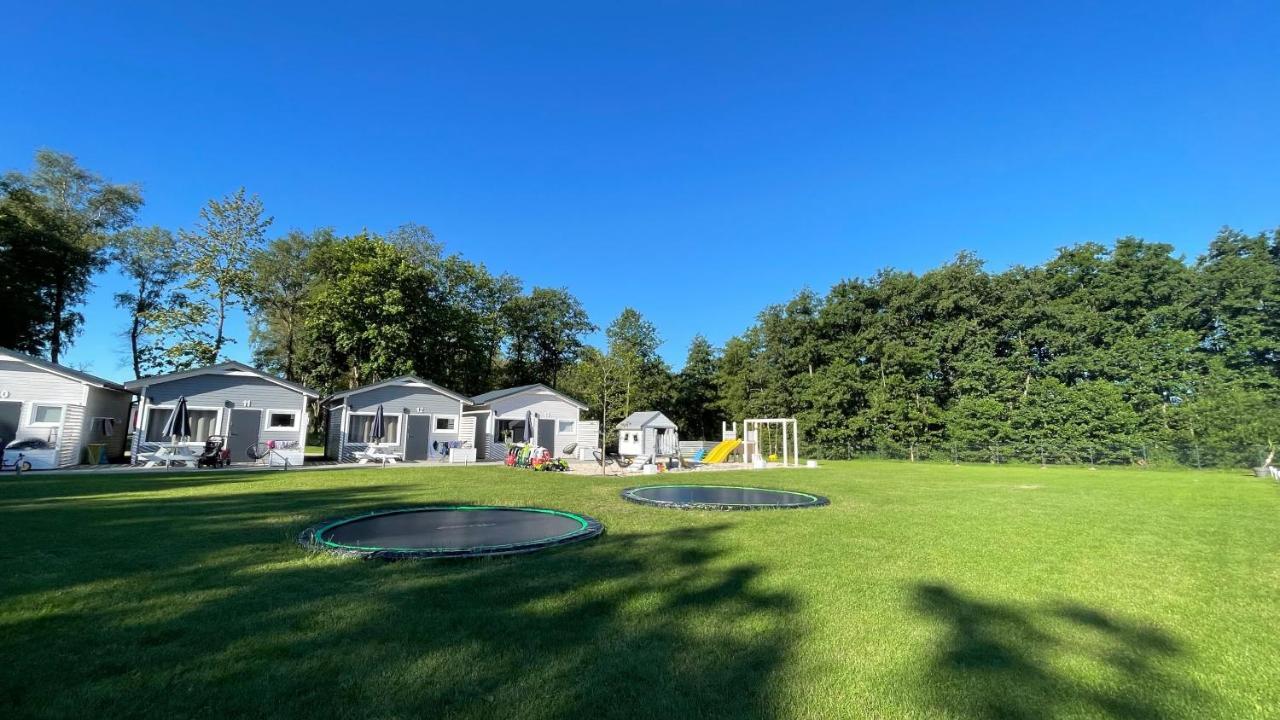 Lumi Resort Domki Letniskowe Z Podgrzewanym Basenem Rewal Εξωτερικό φωτογραφία